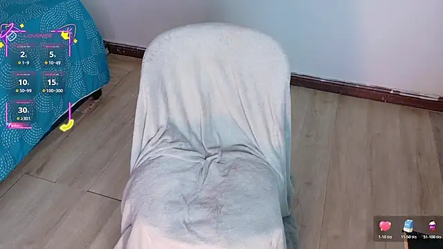 ahvi ebony online show from November 16, 2025, 12:10 pm