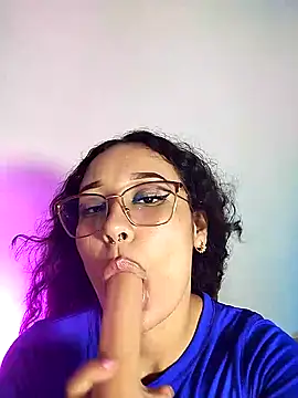 Snapshot of chunn_liioo chatting on January 20, 2025, 9:22 pm chunn liioo online show from January 20, 2025, 9:22 pm