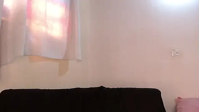 Snapshot of maraa_lee chatting on October 10, 2025, 2:51 pm maraa lee online show from October 10, 2025, 2:51 pm