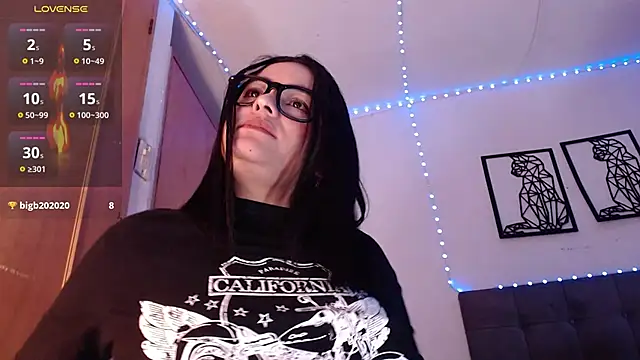 Snapshot of maraa_lee chatting on February 22, 2025, 7:03 pm maraa lee online show from February 22, 2025, 7:03 pm