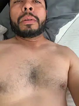 joselo8888 online show from April 18, 2026, 12:02 am