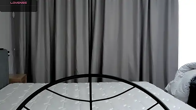 Snapshot of Dasha_M chatting on December 21, 2025, 9:55 am Dasha M online show from December 21, 2025, 9:55 am