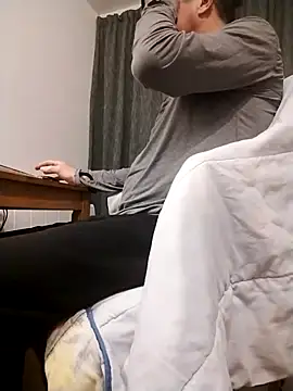 25mitch online show from November 28, 2025, 7:36 pm