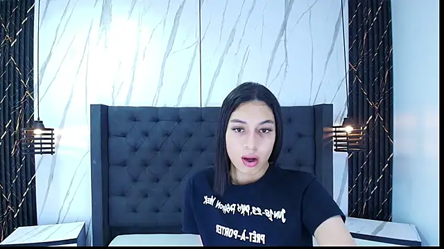 Eban Dustan online show from November 30, 2025, 8:31 pm