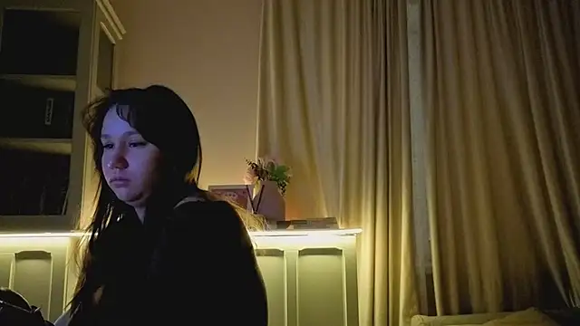 Alisia Mars online show from February 18, 2026, 3:37 am