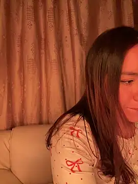 Im Valen Cute online show from March 28, 2026, 2:12 am