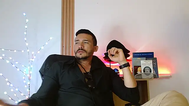 Reiko 85  online show from January 7, 2026, 3:28 pm