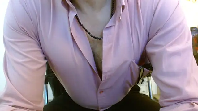 Snapshot of Reiko_85_ chatting on October 25, 2025, 7:58 pm Reiko 85 online show from October 25, 2025, 7:58 pm