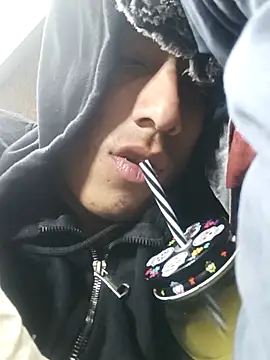 alexander32r online show from September 24, 2025, 3:24 am