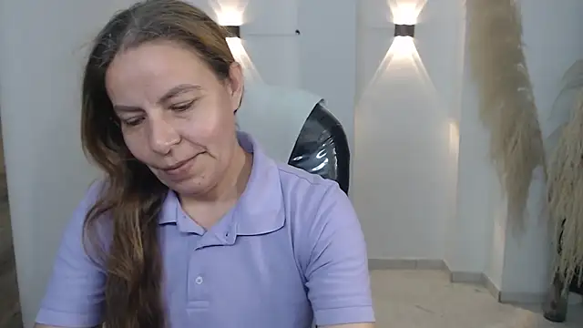 Milf karlye online show from December 16, 2025, 1:32 am