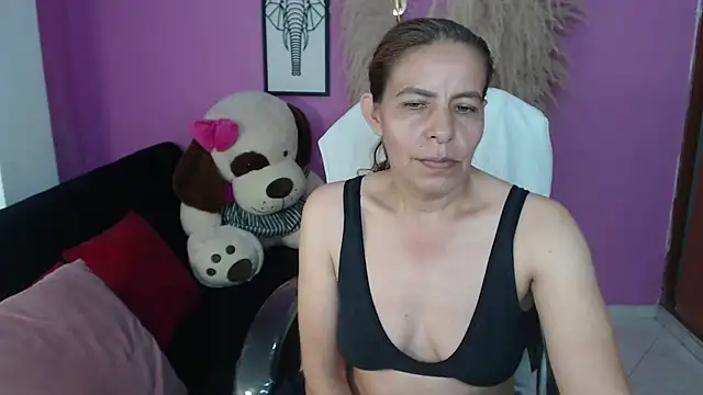 Milf karlye online show from October 10, 2025, 3:40 am