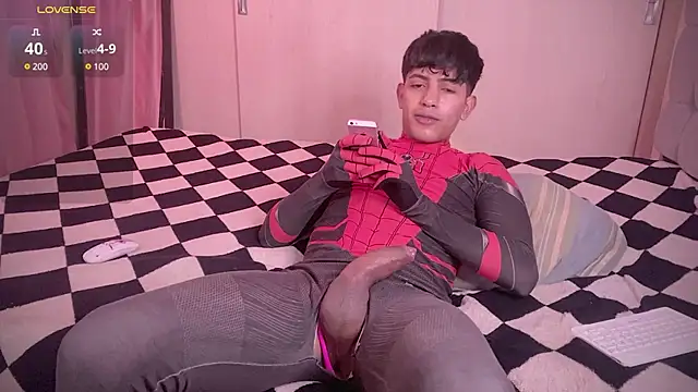 teobowny  online show from March 16, 2025, 5:50 pm