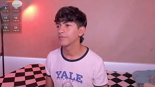 teobowny  online show from September 21, 2025, 7:08 pm