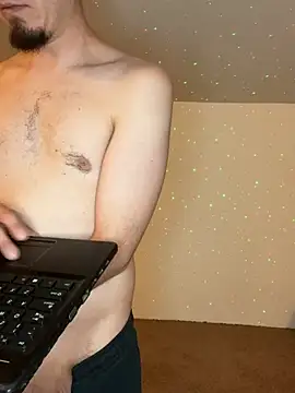 Snapshot of bootymunch333r chatting on December 18, 2024, 11:24 am bootymunch333r online show from December 18, 2024, 11:24 am