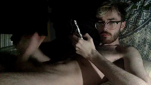 Snapshot of hairynhorny992 chatting on February 27, 2025, 11:37 pm hairynhorny992 online show from February 27, 2025, 11:37 pm