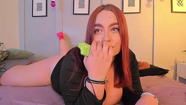 Snapshot of allaasskaa_ chatting on October 21, 2025, 1:54 pm allaasskaa online show from October 21, 2025, 1:54 pm