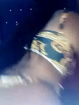 Luciouslips00 online show from March 31, 2026, 5:15 pm