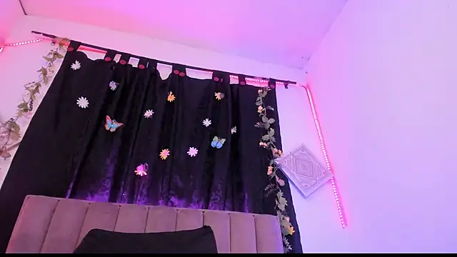 DeisyHarper online show from October 13, 2025, 12:51 pm