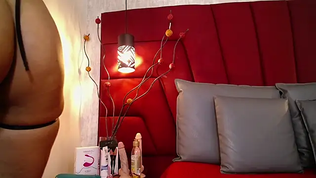 Snapshot of Alahia_Baiter chatting on January 23, 2025, 5:31 pm Alahia Baiter online show from January 23, 2025, 5:31 pm