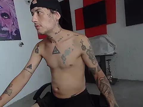 Snapshot of patrik_tattoo_ chatting on May 28, 2026, 4:46 pm patrik tattoo online show from May 28, 2026, 4:46 pm