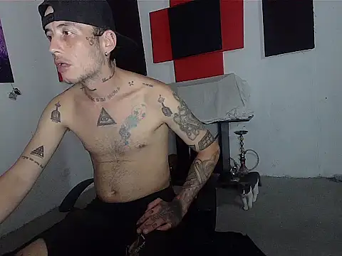 patrik tattoo  online show from April 24, 2026, 4:36 am