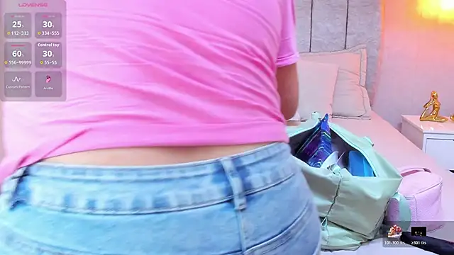 tutu milf online show from October 23, 2025, 7:12 pm