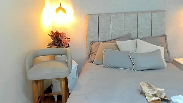 Snapshot of tutu_milf chatting on February 10, 2026, 7:13 pm tutu milf online show from February 10, 2026, 7:13 pm