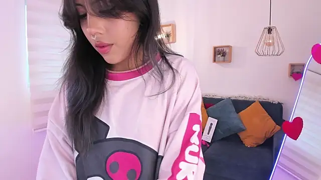 Snapshot of Kitty_Pam chatting on February 16, 2026, 8:51 pm Kitty Pam online show from February 16, 2026, 8:51 pm