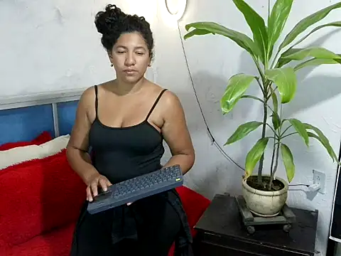 bellacrespalatina online show from March 17, 2026, 5:05 pm