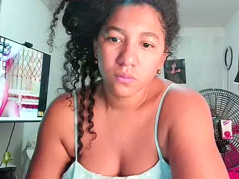 bellacrespalatina online show from April 25, 2026, 1:03 pm