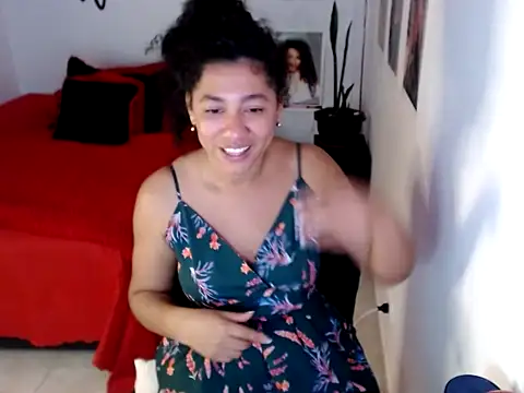 Snapshot of bellacrespalatina chatting on September 14, 2025, 8:15 am bellacrespalatina online show from September 14, 2025, 8:15 am