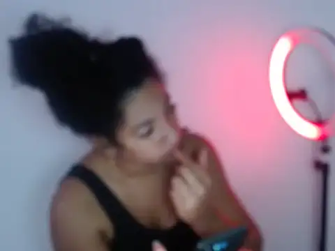 Snapshot of bellacrespalatina chatting on October 2, 2025, 8:12 pm bellacrespalatina online show from October 2, 2025, 8:12 pm