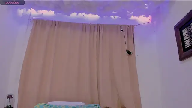 Lauu G online show from March 7, 2025, 2:36 am