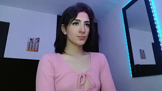 Triana Damelio online show from November 7, 2025, 6:23 pm