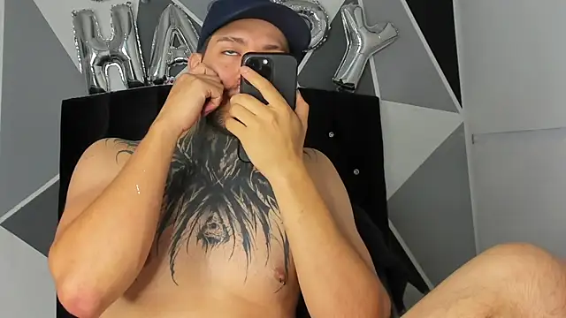  tatho perovich  online show from December 4, 2024, 9:51 pm