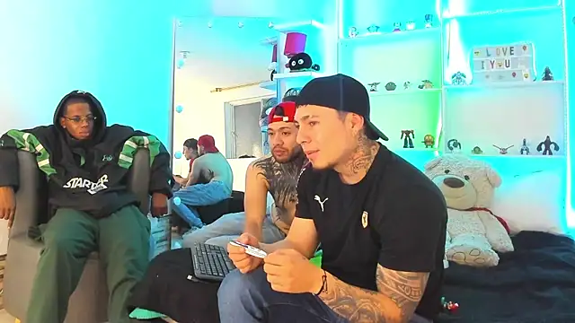  tatho perovich  online show from December 19, 2024, 4:34 am