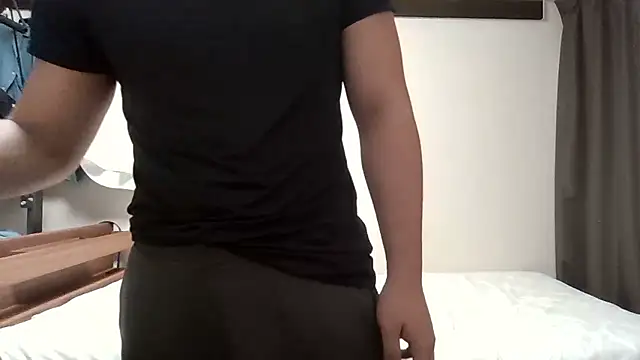 Snapshot of YU-KI00 chatting on October 5, 2025, 3:19 am YU-KI00 online show from October 5, 2025, 3:19 am