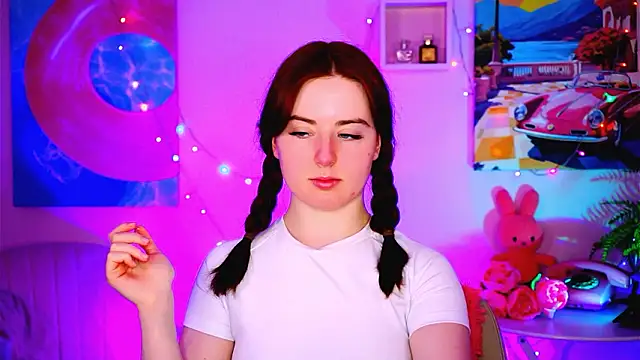 AnnTerry  online show from February 12, 2026, 10:15 am