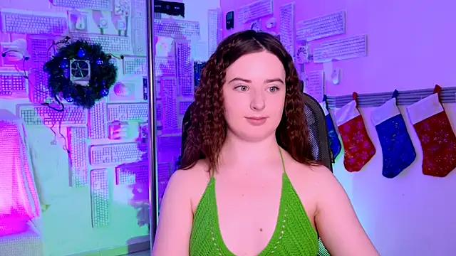 AnnTerry  online show from December 14, 2025, 8:31 am