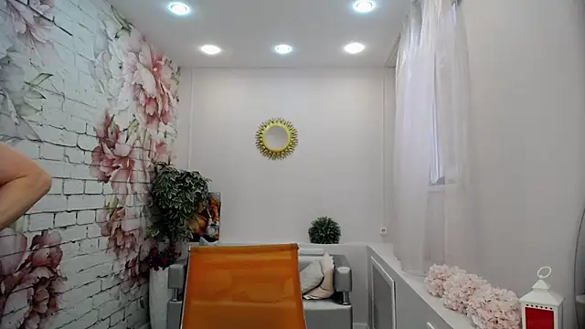 Snapshot of Cutie_Asya chatting on April 22, 2026, 4:19 am Cutie Asya online show from April 22, 2026, 4:19 am