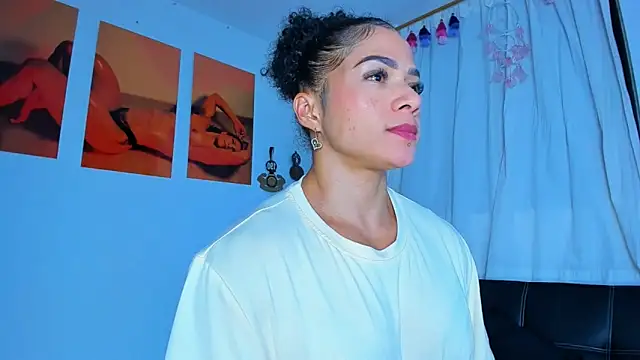 Snapshot of alexafit chatting on September 9, 2025, 6:28 pm alexafit online show from September 9, 2025, 6:28 pm