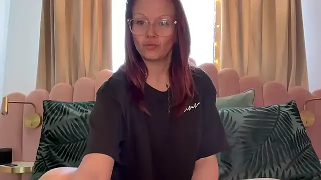 MelodyRoseUk online show from March 4, 2026, 10:45 am