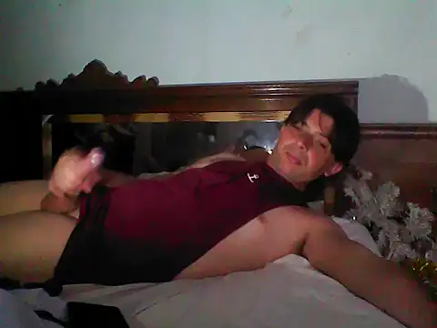 frank32love online show from October 2, 2025, 4:27 am