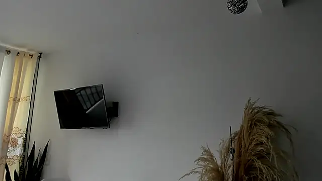 Snapshot of JuanDiegoKing chatting on November 16, 2025, 3:39 pm JuanDiegoKing online show from November 16, 2025, 3:39 pm