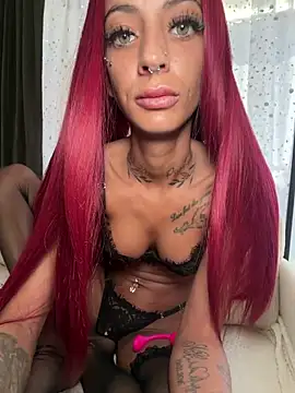Snapshot of mrs_skinny_goddess chatting on April 22, 2026, 11:17 am mrs skinny goddess online show from April 22, 2026, 11:17 am