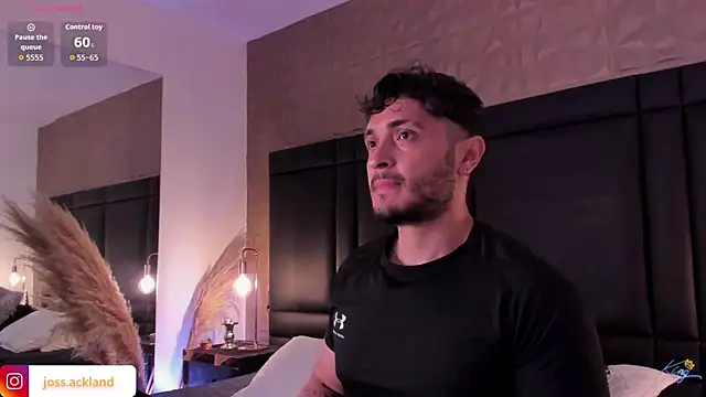 JossAckland online show from December 13, 2025, 8:04 pm