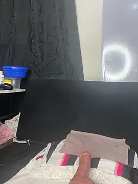 Snapshot of chiquimaturesexy chatting on February 17, 2026, 8:06 pm chiquimaturesexy online show from February 17, 2026, 8:06 pm