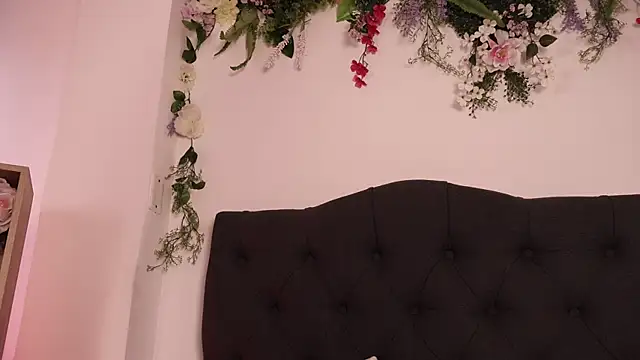 Snapshot of justnala_ chatting on November 17, 2025, 5:50 pm justnala online show from November 17, 2025, 5:50 pm