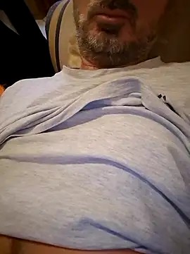 Snapshot of 1talianBeutifulCock chatting on October 28, 2025, 11:09 am 1talianBeutifulCock online show from October 28, 2025, 11:09 am