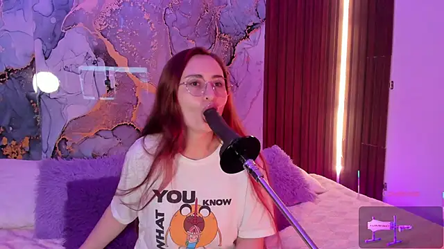 Snapshot of centaurigirl chatting on January 8, 2026, 4:07 am centaurigirl online show from January 8, 2026, 4:07 am